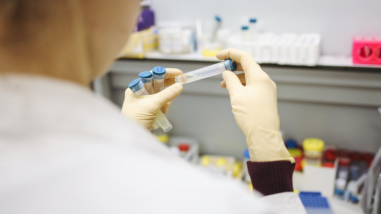 Scientific laboratory testing equipment and instruments used for elemental impurity analysis